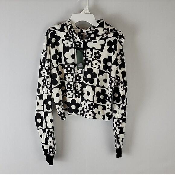 Wild Fable Cropped Hoodie, Black w/ White Floral, Size S, NWT - Picture 4 of 8